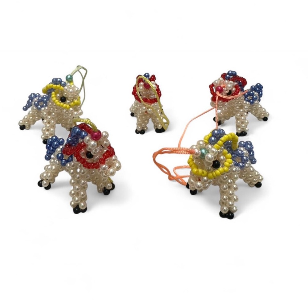 🌲 Blue Beaded Unicorn Ornaments – Handmade 5 Pack Set